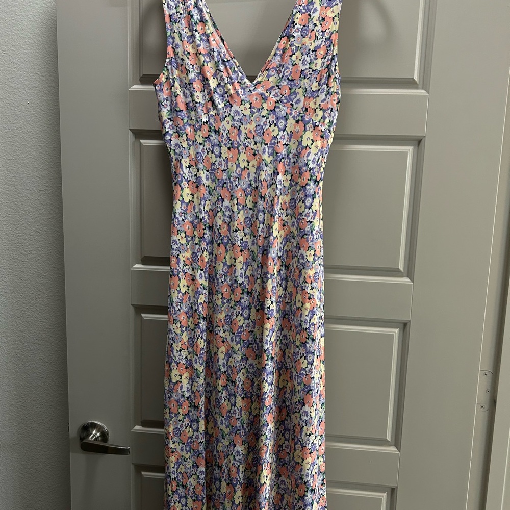 Rails Blue and Pink Midi Sundress with V-Neck and Sleeveless Design